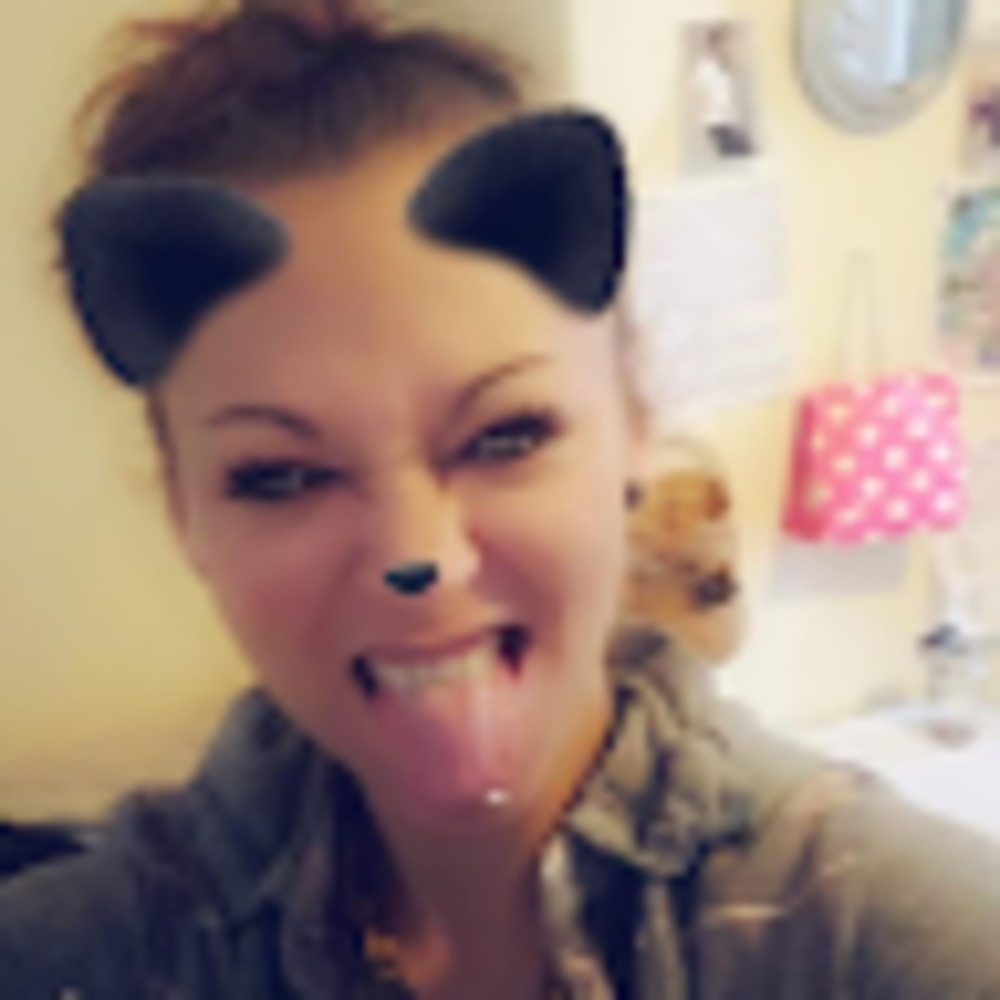 Meet your Posher, Trishia